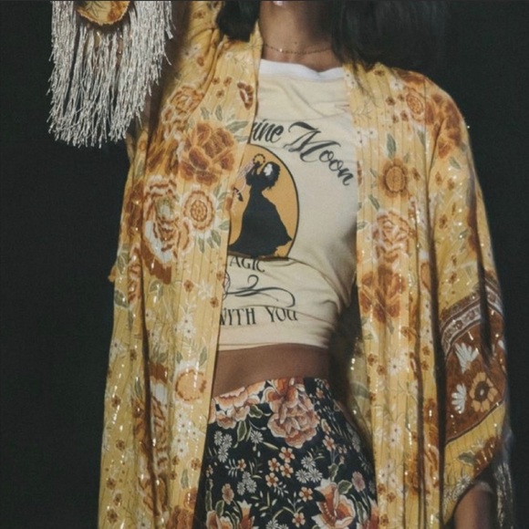 ** DO NOT BUY!!! THIS IS RESERVED**. BNWT Spell Mystic Robe M/L - Picture 4 of 14